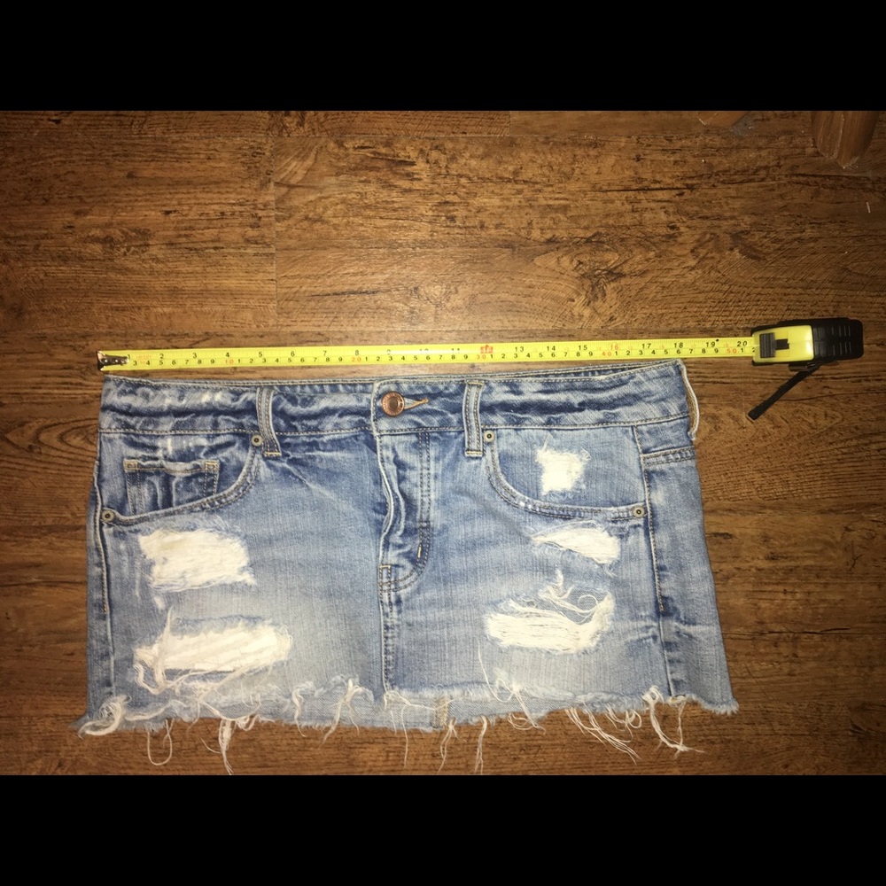 American Eagle distressed denim jean miniskirt size 10